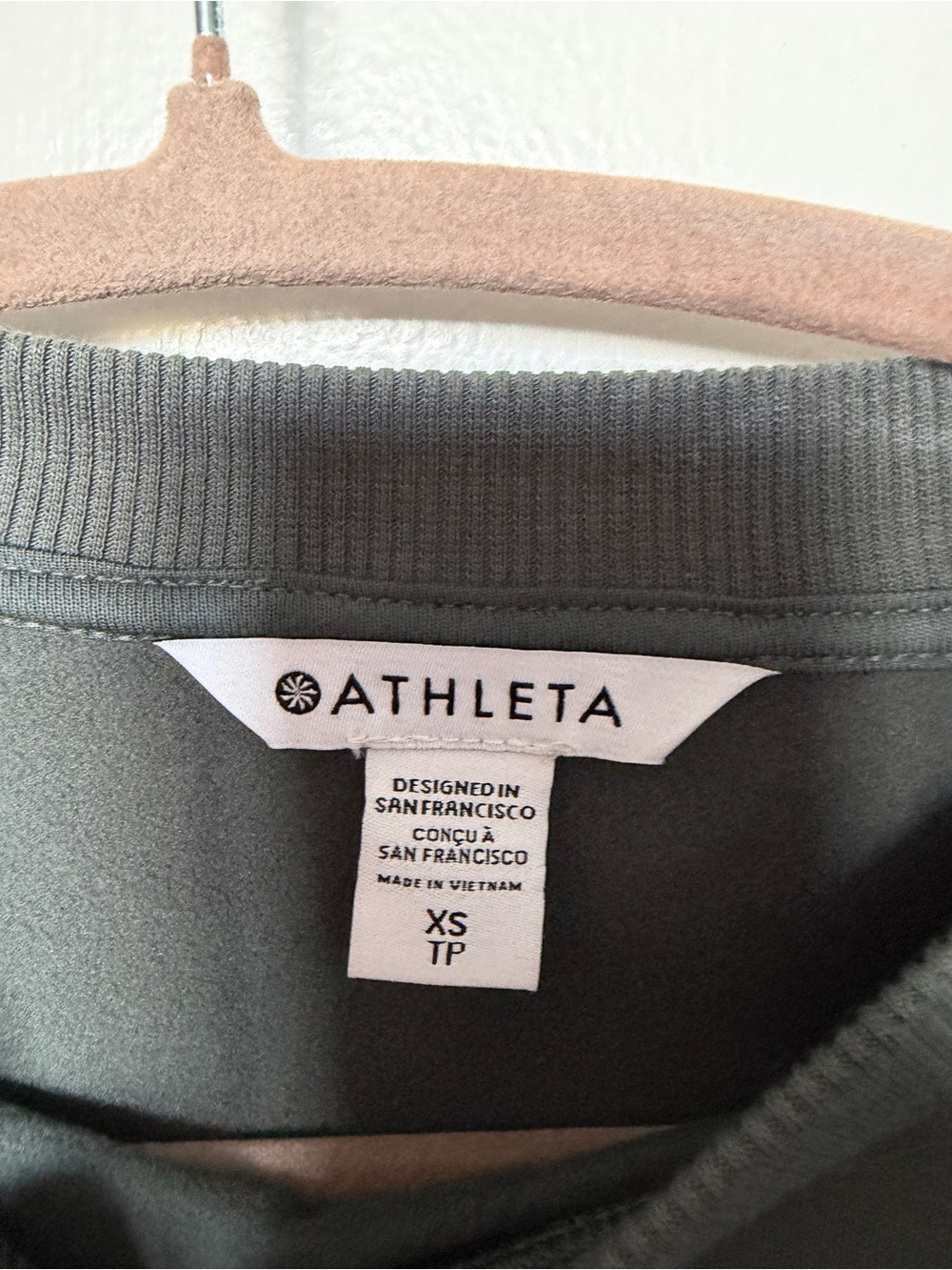 Athleta Triumph Top - Picture 6 of 7